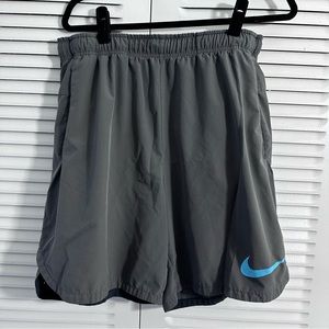Men’s Nike Gray Drifit Basketball Shorts Size L